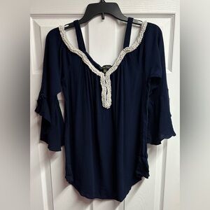 Melissa Paige Cold Shoulder Embellished Tunic Top Size Medium